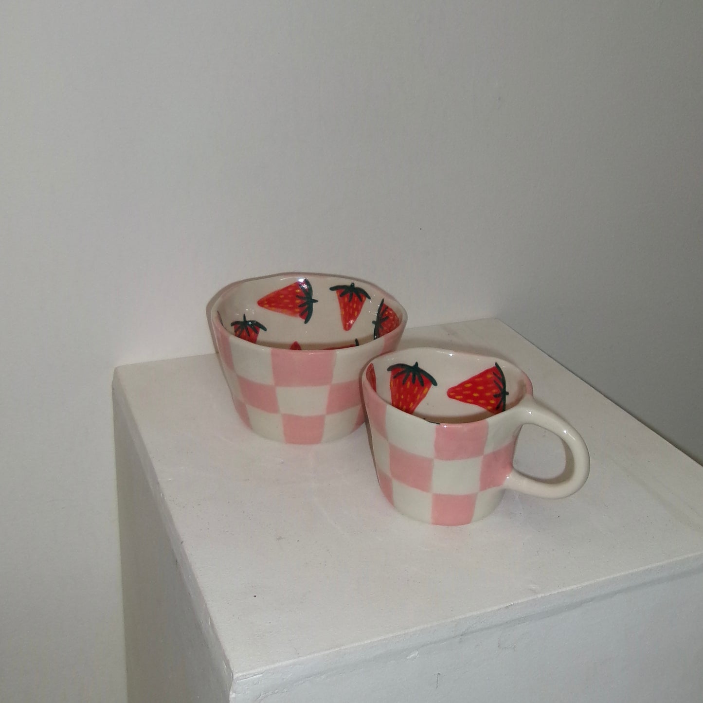Checkered Strawberry Bowl
