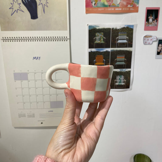 Checkered Pink Groovy Flower Espresso Mug