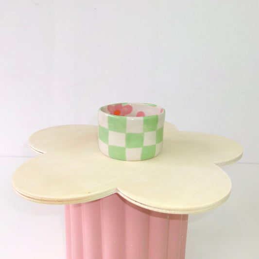 Checkered Groovy Flower Cup