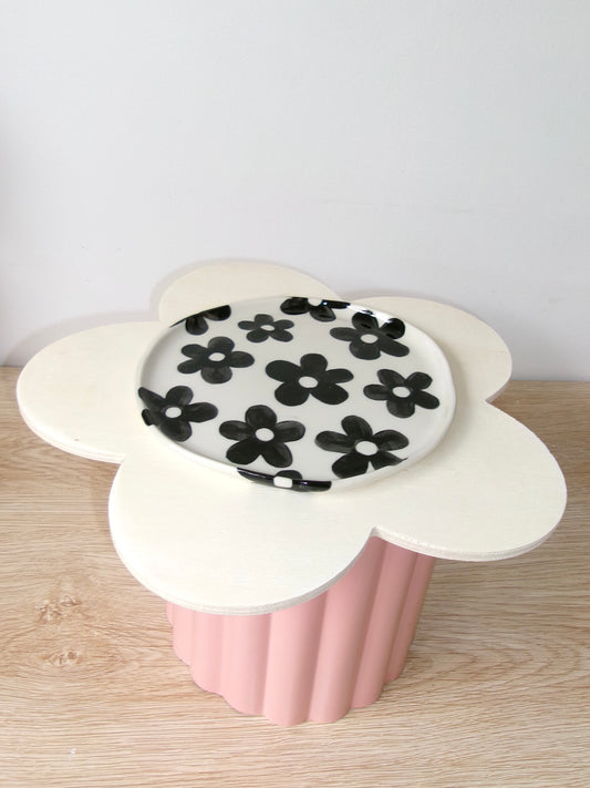 Black Groovy Flower Plate